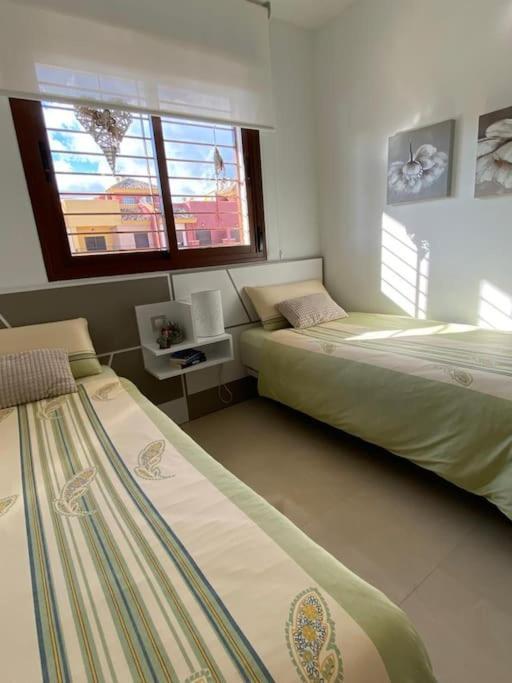 Privatunterkunft Mit Grosser Poolanlage, Meerblick Dehesa de Campoamor  Exteriör bild
