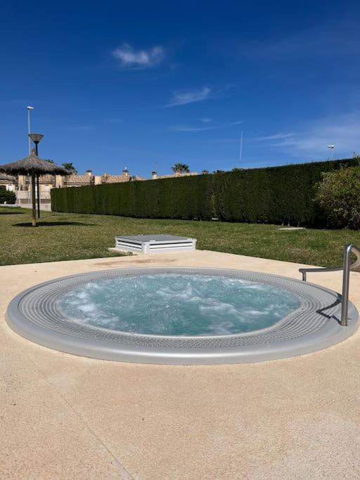 Privatunterkunft Mit Grosser Poolanlage, Meerblick Dehesa de Campoamor  Exteriör bild